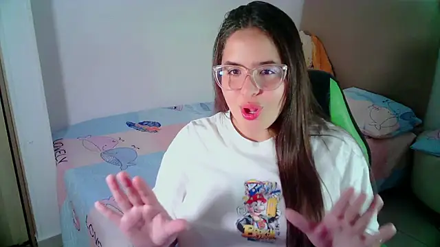 Snapshot of _alicia_z chatting on 15, 1, 2025 alicia z online show from 15, 1, 2025