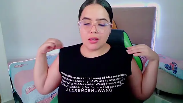 Snapshot of _alicia_z chatting on 7, 2, 2025 alicia z online show from 7, 2, 2025