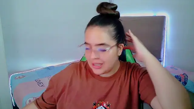 Snapshot of _alicia_z chatting on 7, 2, 2025 alicia z online show from 7, 2, 2025