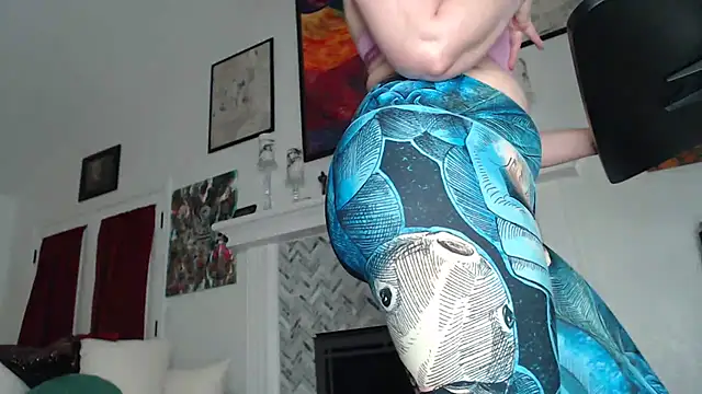 AuroraWillows online show from 16, 2, 2025