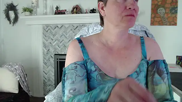 AuroraWillows online show from 12, 1, 2026