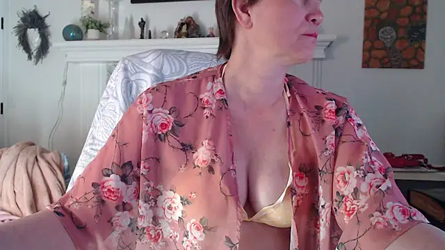 AuroraWillows online show from 6, 2, 2026