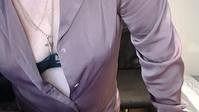 JoannaAndNeighbour online show from 9, 3, 2025