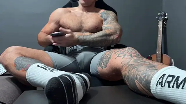 Mr YourGod online show from 8, 11, 2025