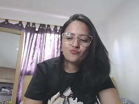 Snapshot of Jandylovee chatting on 11, 4, 2026 Jandylovee online show from 11, 4, 2026