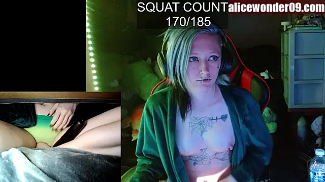 alicewonder09 online show from 9, 3, 2025