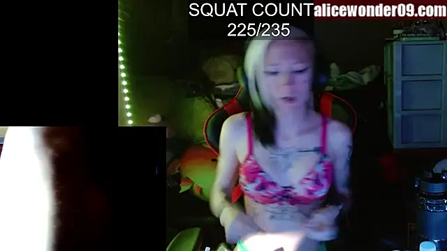 alicewonder09 online show from 19, 3, 2025