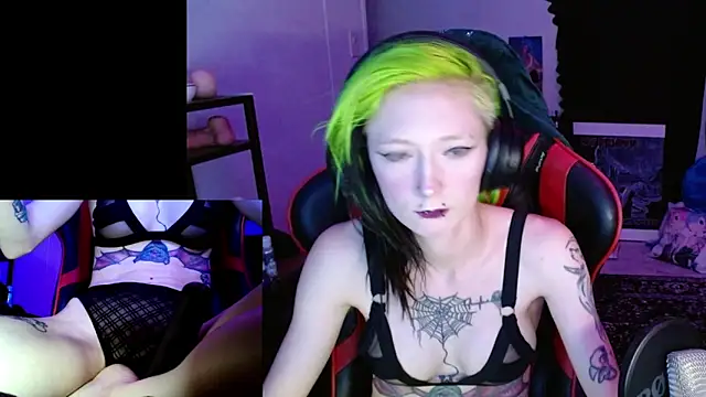 alicewonder09 online show from 5, 11, 2025