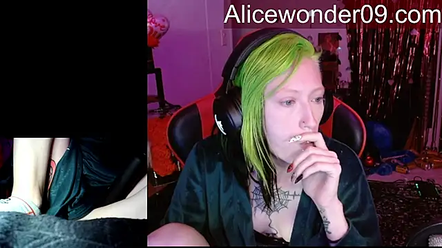 alicewonder09 online show from 17, 2, 2026