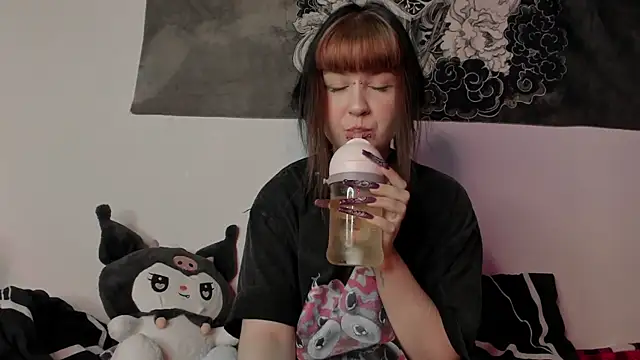 Snapshot of t0riayun0 chatting on 14, 12, 2024 t0riayun0 online show from 14, 12, 2024