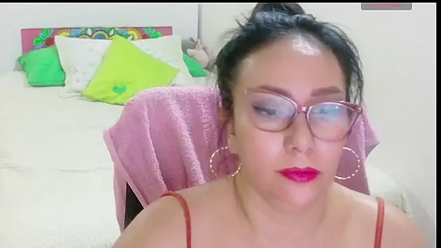 hottplay online show from 16, 6, 2026