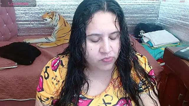 EMILY-NESSA online show from 22, 9, 2025