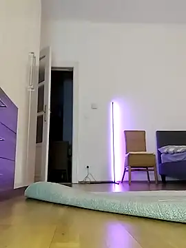 Viola sweet honey online show from 19, 1, 2025