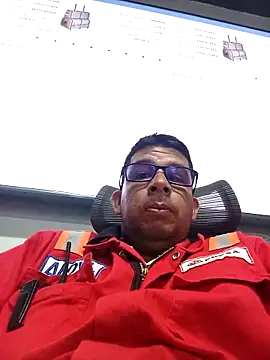 Snapshot of El-reyleon chatting on 25, 3, 2026 El-reyleon online show from 25, 3, 2026