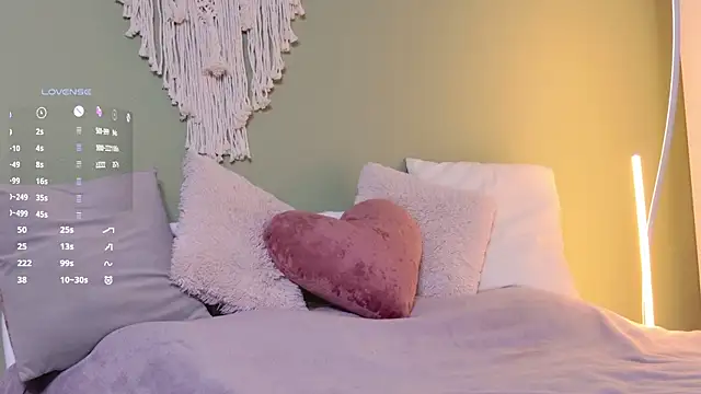 Snapshot of Rinas_secret chatting on 28, 2, 2025 Rinas secret online show from 28, 2, 2025