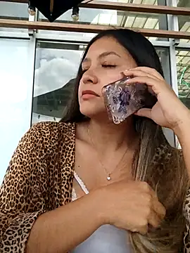 Snapshot of alana_69 chatting on 21, 10, 2025 alana 69 online show from 21, 10, 2025