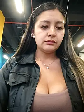 Snapshot of alana_69 chatting on 22, 10, 2025 alana 69 online show from 22, 10, 2025