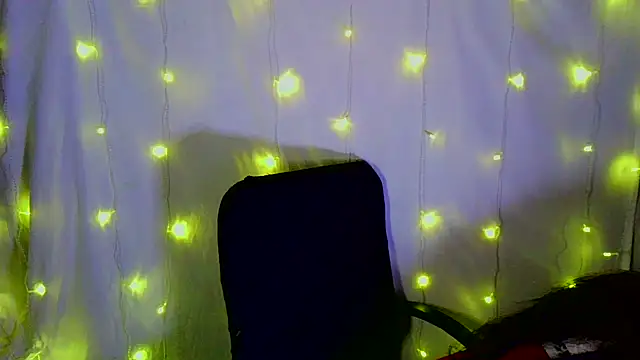 Victoria Marks online show from 21, 11, 2025