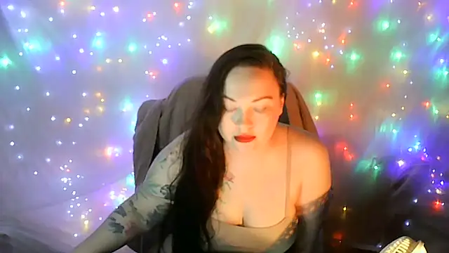 Victoria Marks online show from 30, 6, 2026