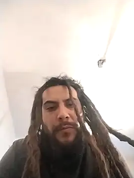 Snapshot of Pziko chatting on 12, 10, 2025 Pziko online show from 12, 10, 2025