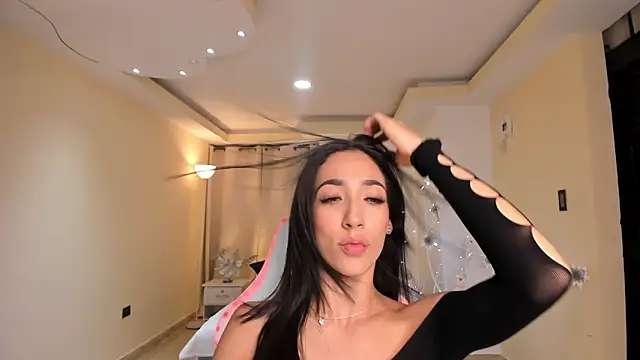 carleee winter online show from 20, 12, 2024