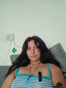Snapshot of ZaraHoney chatting on 11, 10, 2025 ZaraHoney online show from 11, 10, 2025