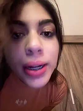 Sarasanders 4 online show from 10, 9, 2025