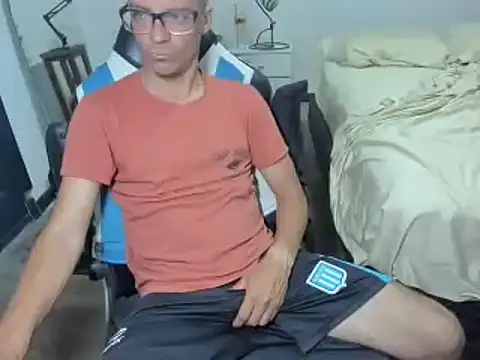 guachin hunk online show from 17, 12, 2024