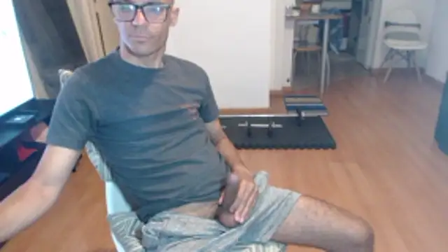 guachin hunk online show from 17, 12, 2025