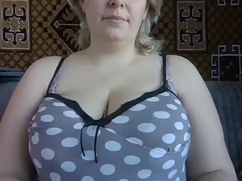 Diana Britt online show from 7, 3, 2025