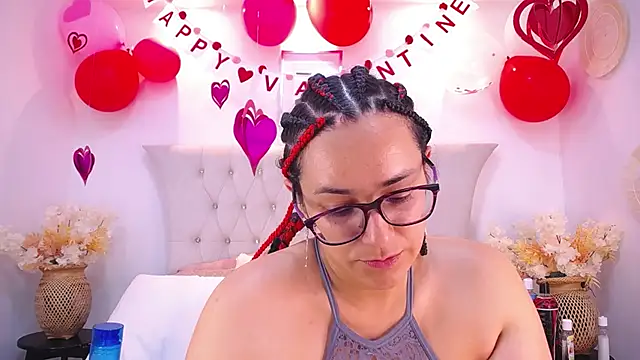 Snapshot of MIchelMomet chatting on 10, 2, 2025 MIchelMomet online show from 10, 2, 2025