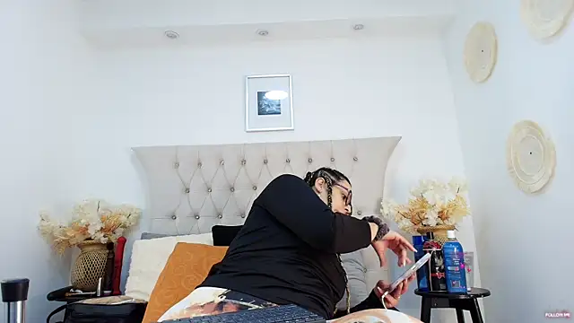 Snapshot of MIchelMomet chatting on 7, 3, 2025 MIchelMomet online show from 7, 3, 2025