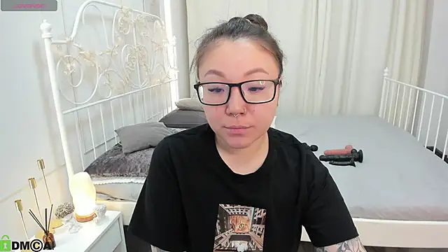 Snapshot of gentle_muse chatting on 16, 4, 2026 gentle muse online show from 16, 4, 2026