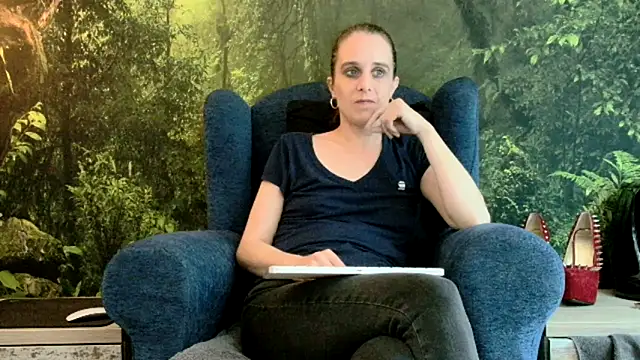 LadyChantale online show from 18, 3, 2025