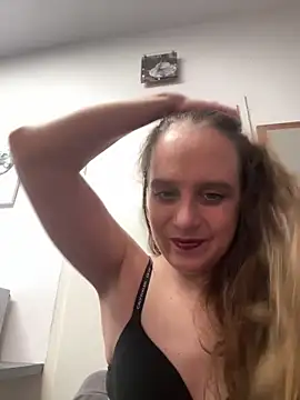 LadyChantale online show from 22, 4, 2026