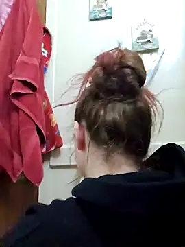 Snapshot of Snowbunnycake_131 chatting on 20, 1, 2025 Snowbunnycake 131 online show from 20, 1, 2025