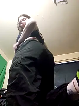 Snapshot of Snowbunnycake_131 chatting on 26, 9, 2025 Snowbunnycake 131 online show from 26, 9, 2025