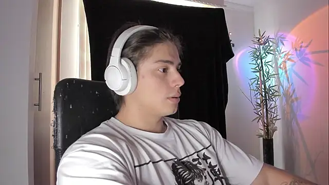 Giordano Russo online show from 25, 4, 2026