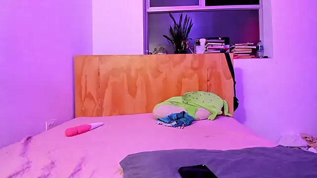  Lunnaa  online show from 26, 1, 2025