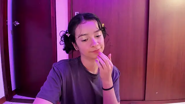  Lunnaa  online show from 23, 2, 2025