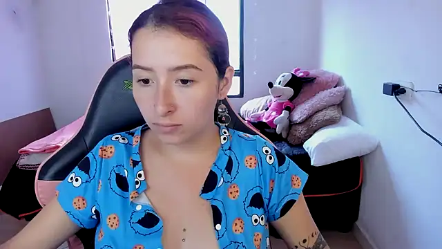 Ginger Sweetty online show from 17, 2, 2025