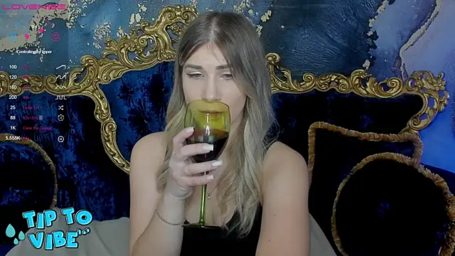 Snapshot of CassandraGood chatting on 3, 1, 2025 CassandraGood online show from 3, 1, 2025