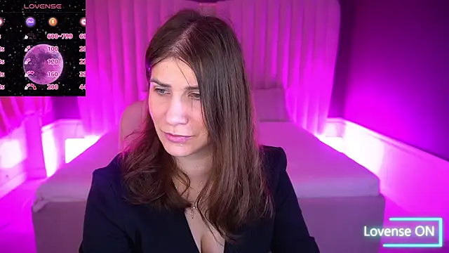 CassandraGood online show from 17, 11, 2025