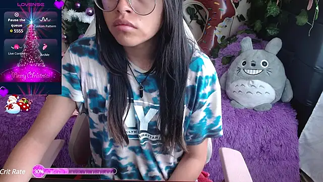 Snapshot of MidoriQuiinn chatting on 14, 12, 2024 MidoriQuiinn online show from 14, 12, 2024