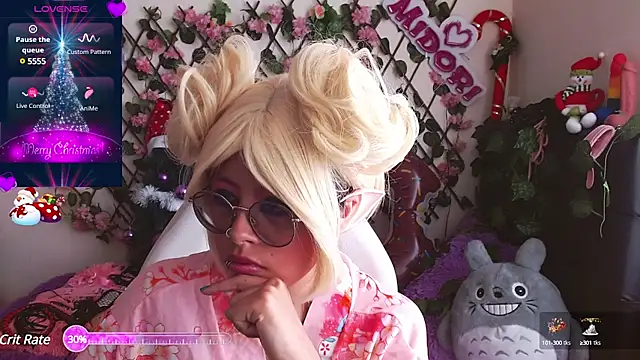 Snapshot of MidoriQuiinn chatting on 18, 12, 2024 MidoriQuiinn online show from 18, 12, 2024