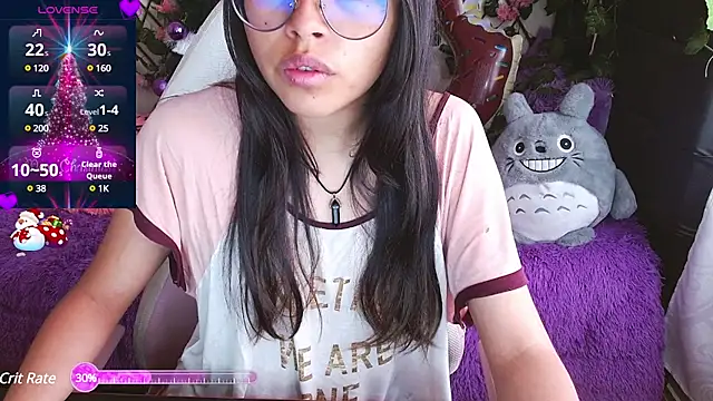 Snapshot of MidoriQuiinn chatting on 23, 12, 2024 MidoriQuiinn online show from 23, 12, 2024