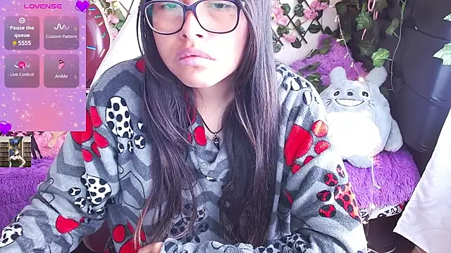 Snapshot of MidoriQuiinn chatting on 30, 1, 2025 MidoriQuiinn online show from 30, 1, 2025