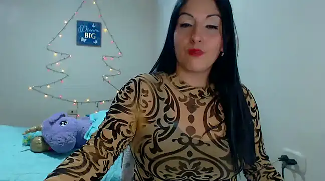 Snapshot of sahtlove1 chatting on 20, 12, 2024 sahtlove1 online show from 20, 12, 2024
