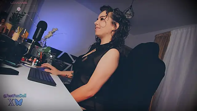 LisaDove online show from 20, 12, 2024