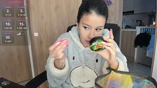 keyn laurent 1 online show from 31, 12, 2024